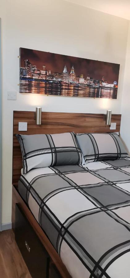 เดอะ ลิเวอร์พูล พอด Hostel ภายนอก รูปภาพ