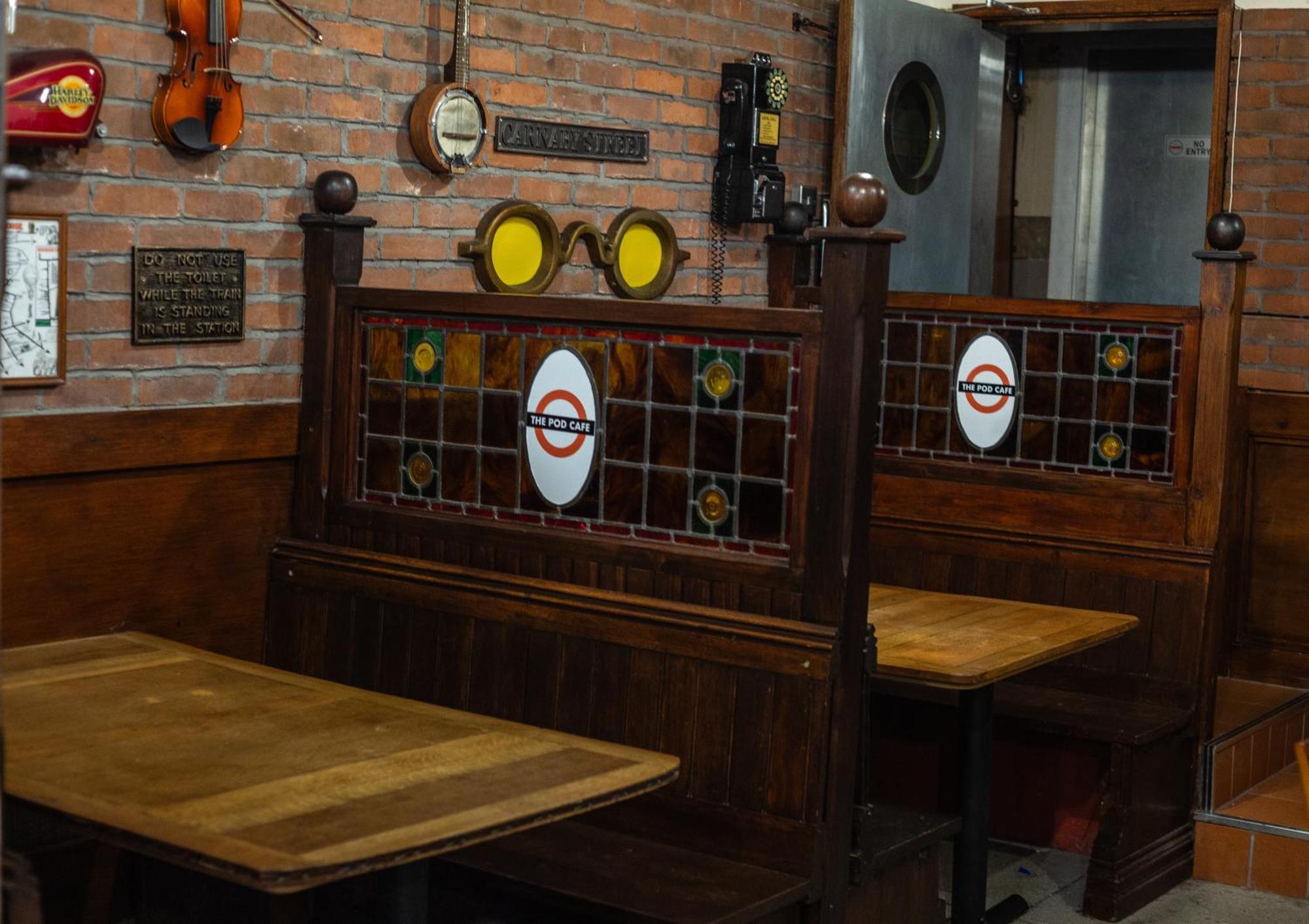 เดอะ ลิเวอร์พูล พอด Hostel ภายนอก รูปภาพ