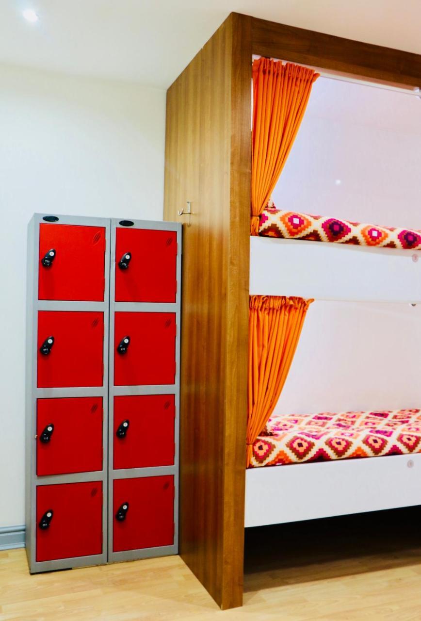 เดอะ ลิเวอร์พูล พอด Hostel ภายนอก รูปภาพ